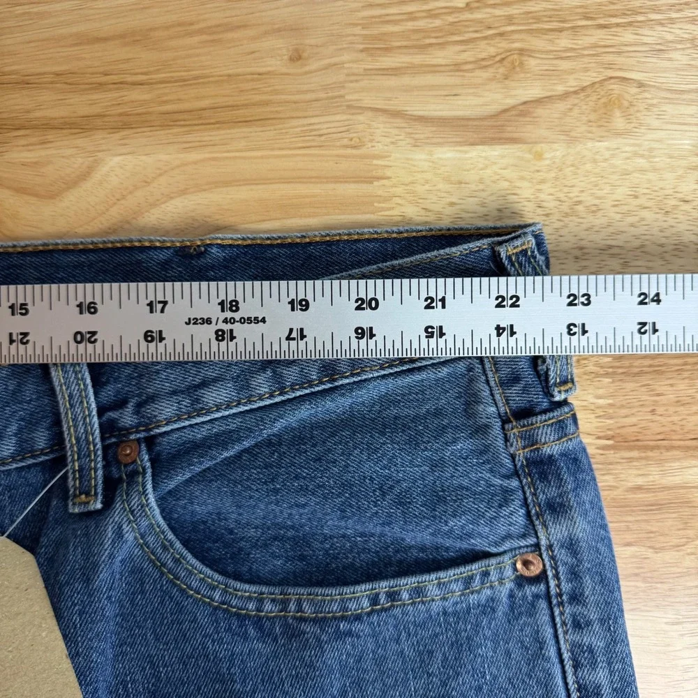 NEW Levi's 550 Relaxed Jeans Mens 46x29 Blue Medium Wash Tapered Leg Denim